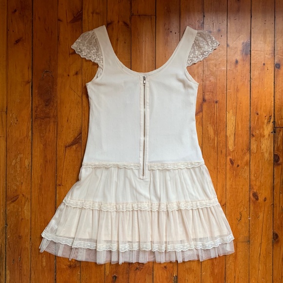 Ultra Pink Lace Layered Dress with Cap Sleeve - Picture 6 of 8